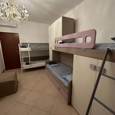 Gigli, Con Cucina In Comune E Terrazza * Milan