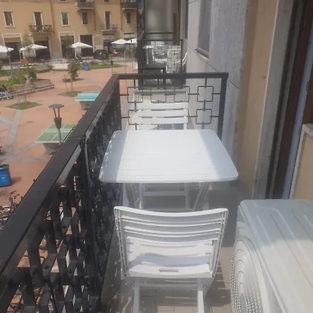 Gigli, Con Cucina In Comune E Terrazza * Milão