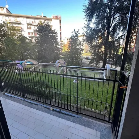 Gigli, Con Cucina In Comune E Terrazza * Milão