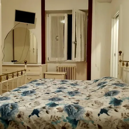 Gigli, Con Cucina In Comune E Terrazza * Milão