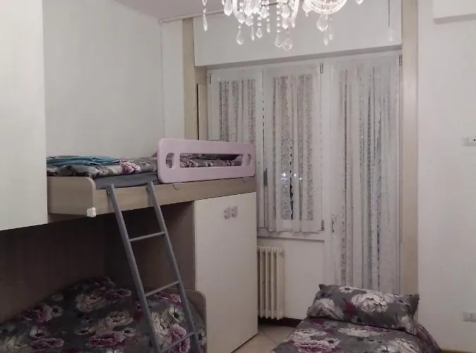 Gigli, Con Cucina In Comune E Terrazza Milão