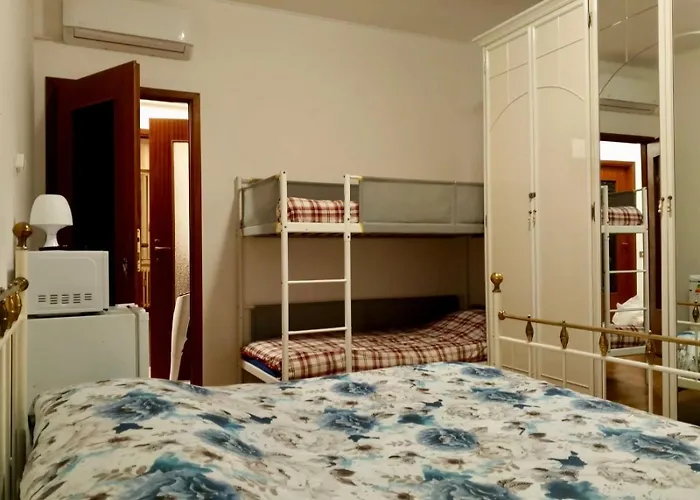 Gigli, Con Cucina In Comune E Terrazza * Milão