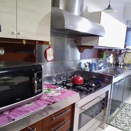 Gigli, Con Cucina In Comune E Terrazza * Milan
