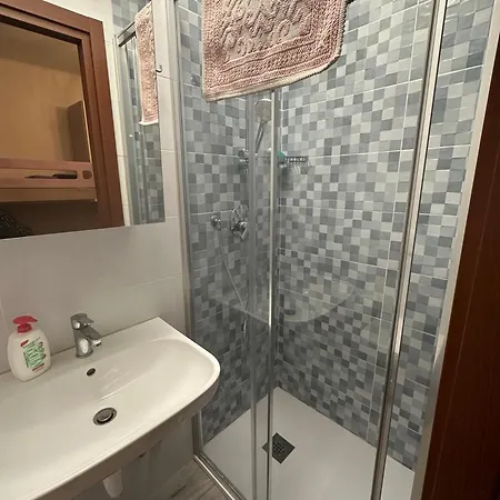 Konukevi Gigli, Con Cucina In Comune E Terrazza *