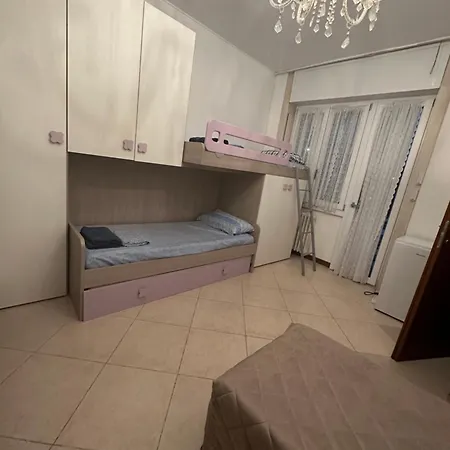 Gigli, Con Cucina In Comune E Terrazza Milan