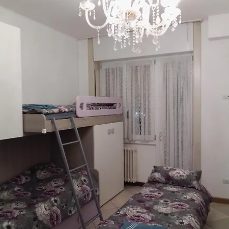Gigli, Con Cucina In Comune E Terrazza Милан
