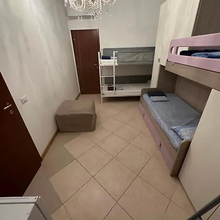 Gigli, Con Cucina In Comune E Terrazza * Милан